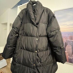LOFT Women's Elegant Black Puffer Coat